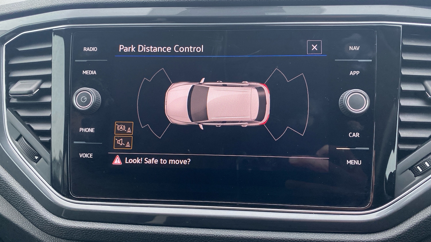 Used Volkswagen T-Roc 2021 for sale - 77350313: Photo 24