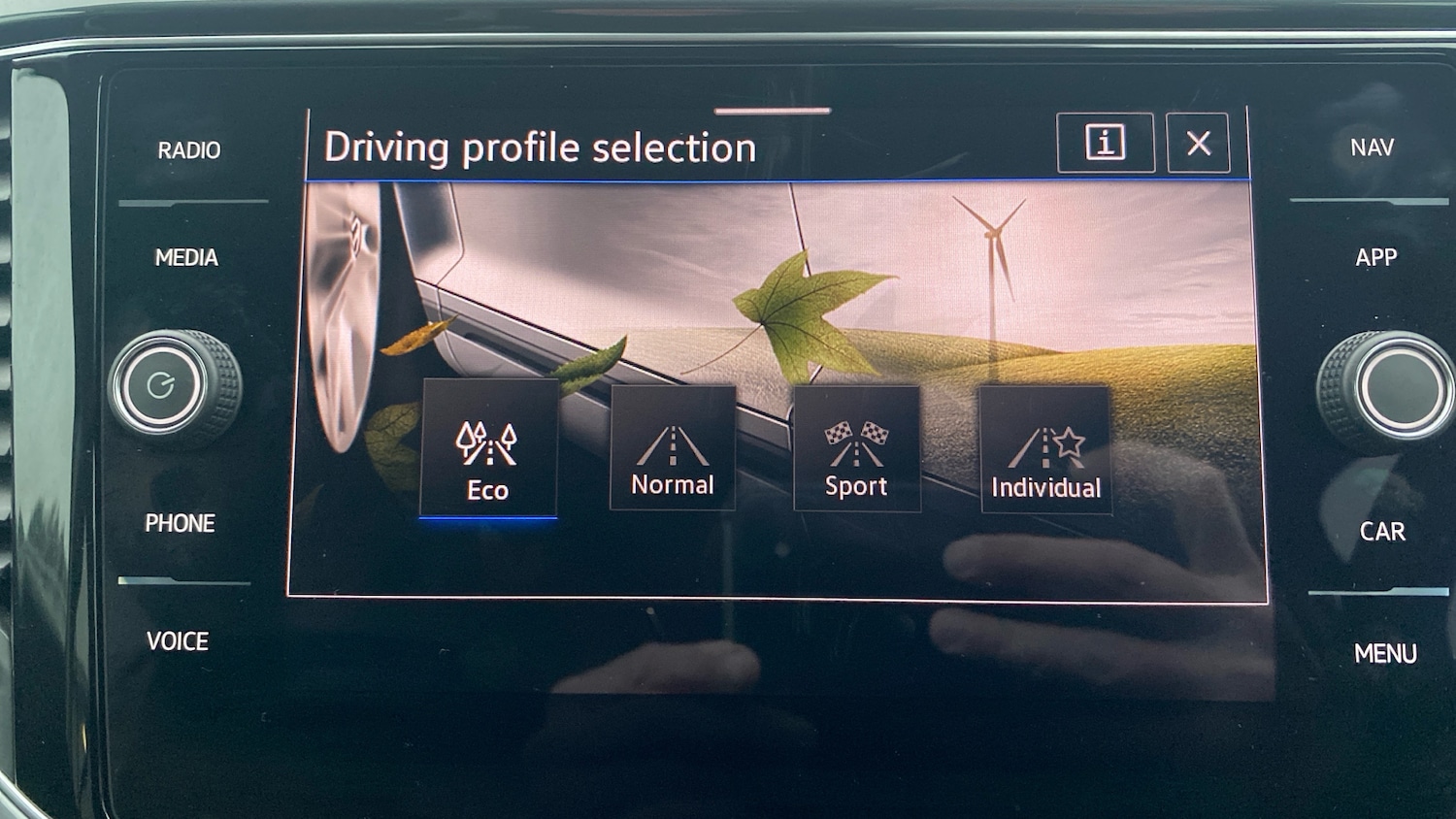 Used Volkswagen T-Roc 2021 for sale - 77350313: Photo 27