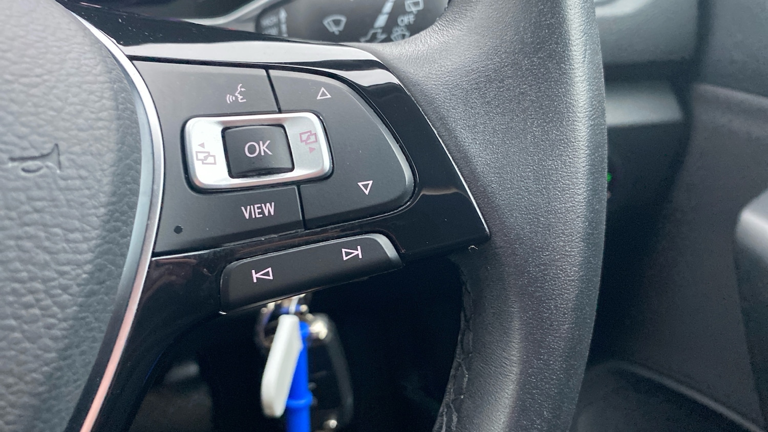 Used Volkswagen T-Roc 2021 for sale - 77350313: Photo 33