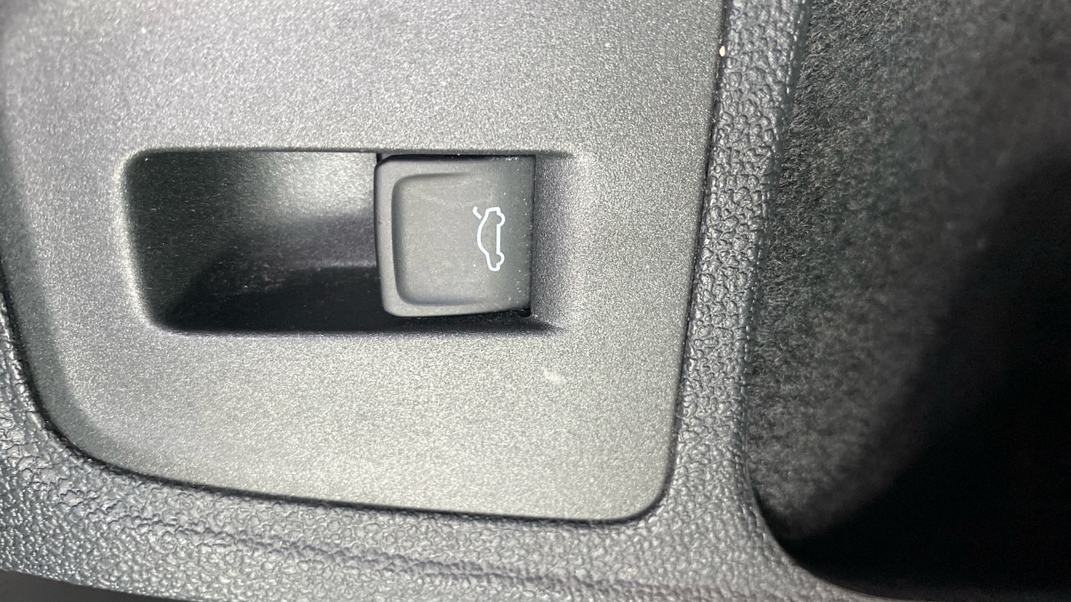 Used Volkswagen Tiguan 2022 for sale - 77997478: Photo 45