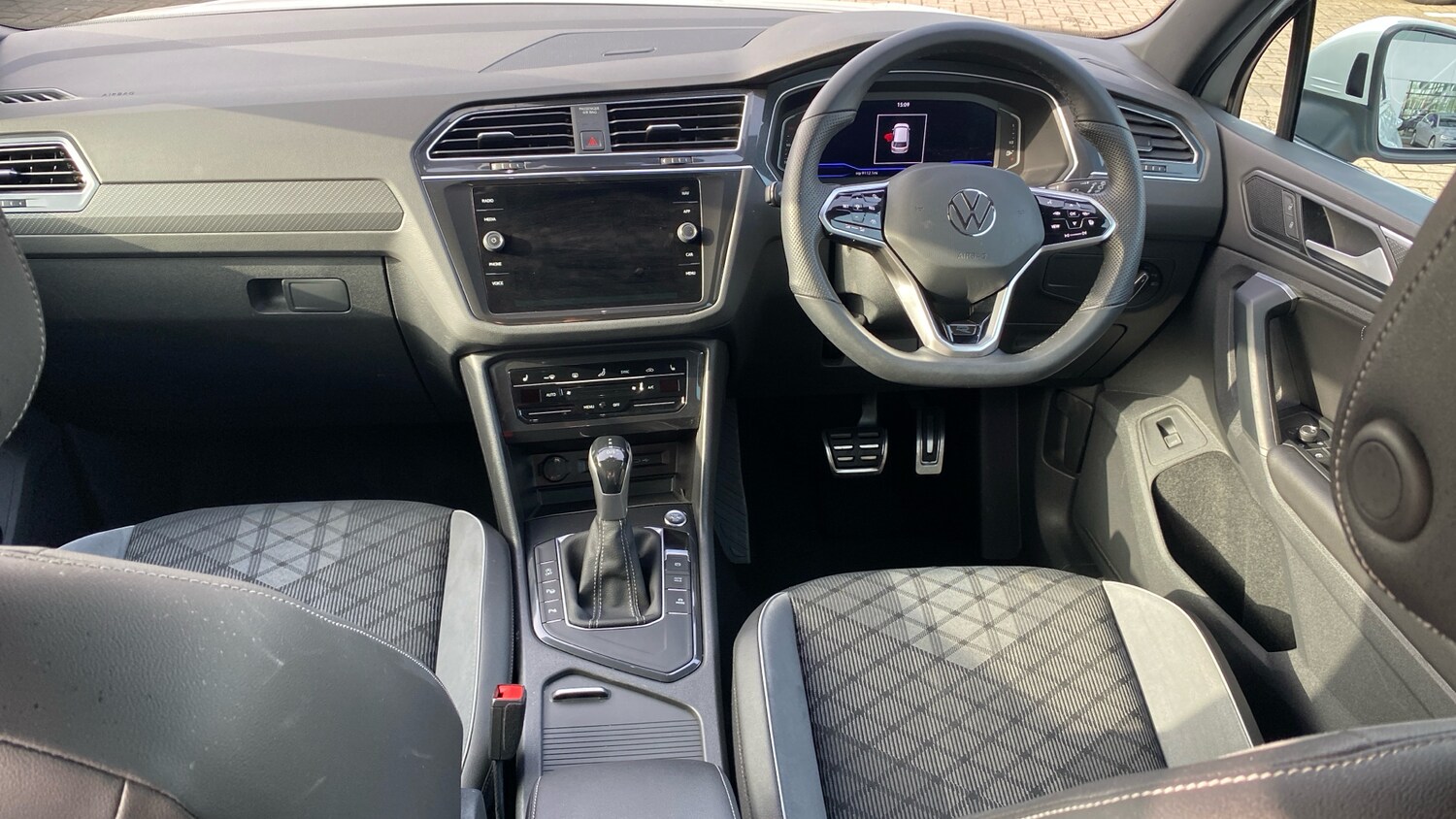 Used Volkswagen Tiguan 2022 for sale - 77997478: Photo 9