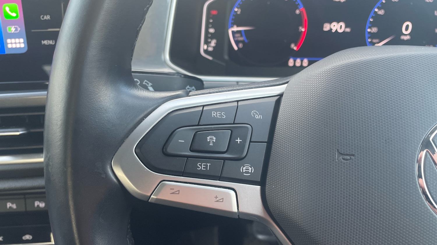 Used Volkswagen T-Roc 2023 for sale - 76627773: Photo 17