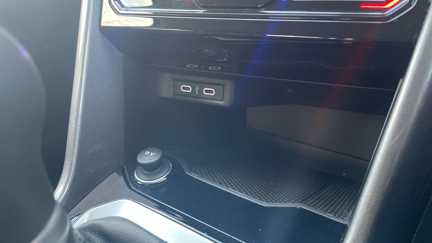 Used Volkswagen T-Roc 2023 for sale - 76627773: Photo 21