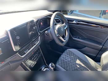 Used Volkswagen T-Roc 2025 for sale - 78314054: Photo