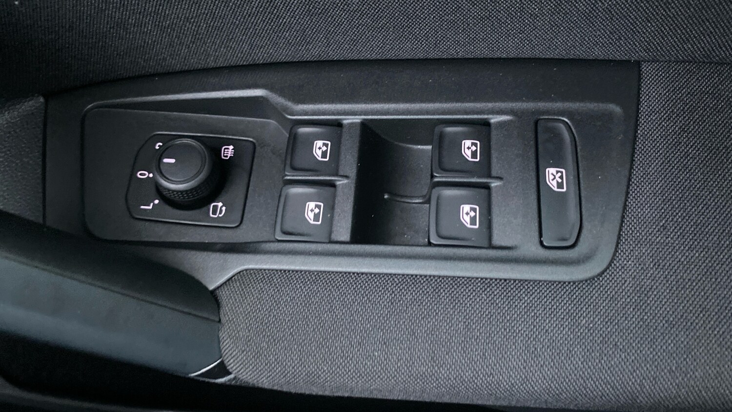 Used Volkswagen Tiguan 2023 for sale - 77917154: Photo 39