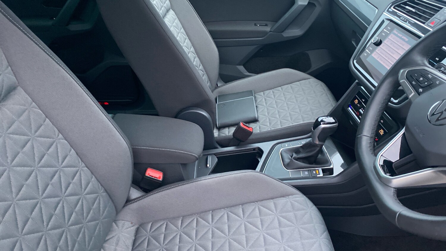 Used Volkswagen Tiguan 2023 for sale - 77917154: Photo 40