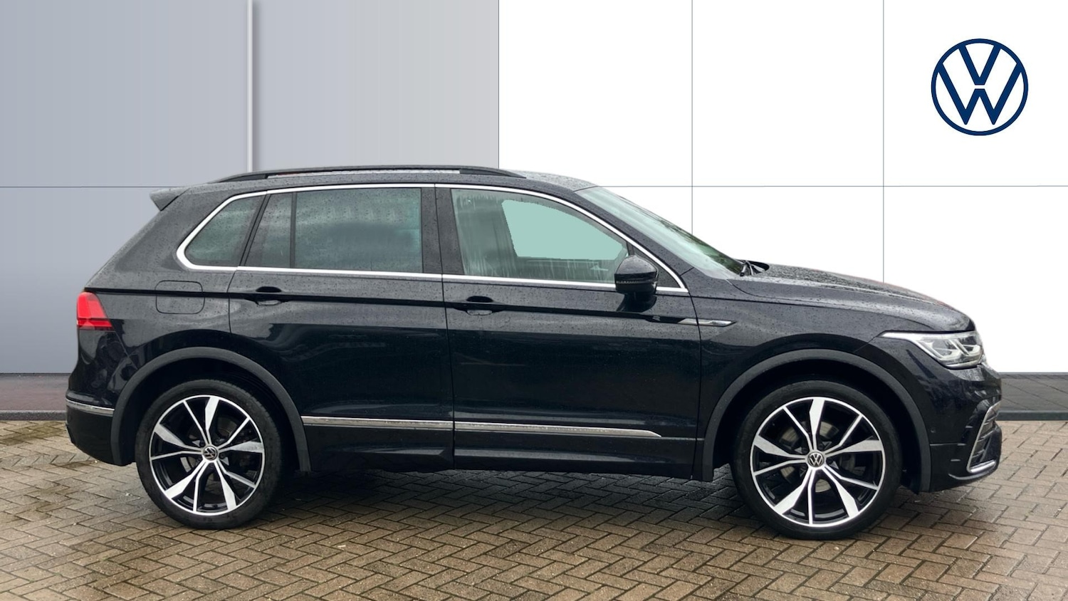 Used Volkswagen Tiguan 2023 for sale - 77005802: Photo 4