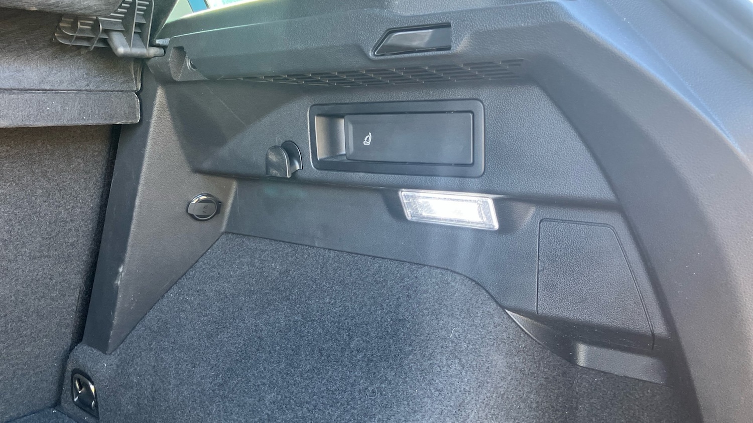 Used Volkswagen Tiguan 2022 for sale - 77025249: Photo 21