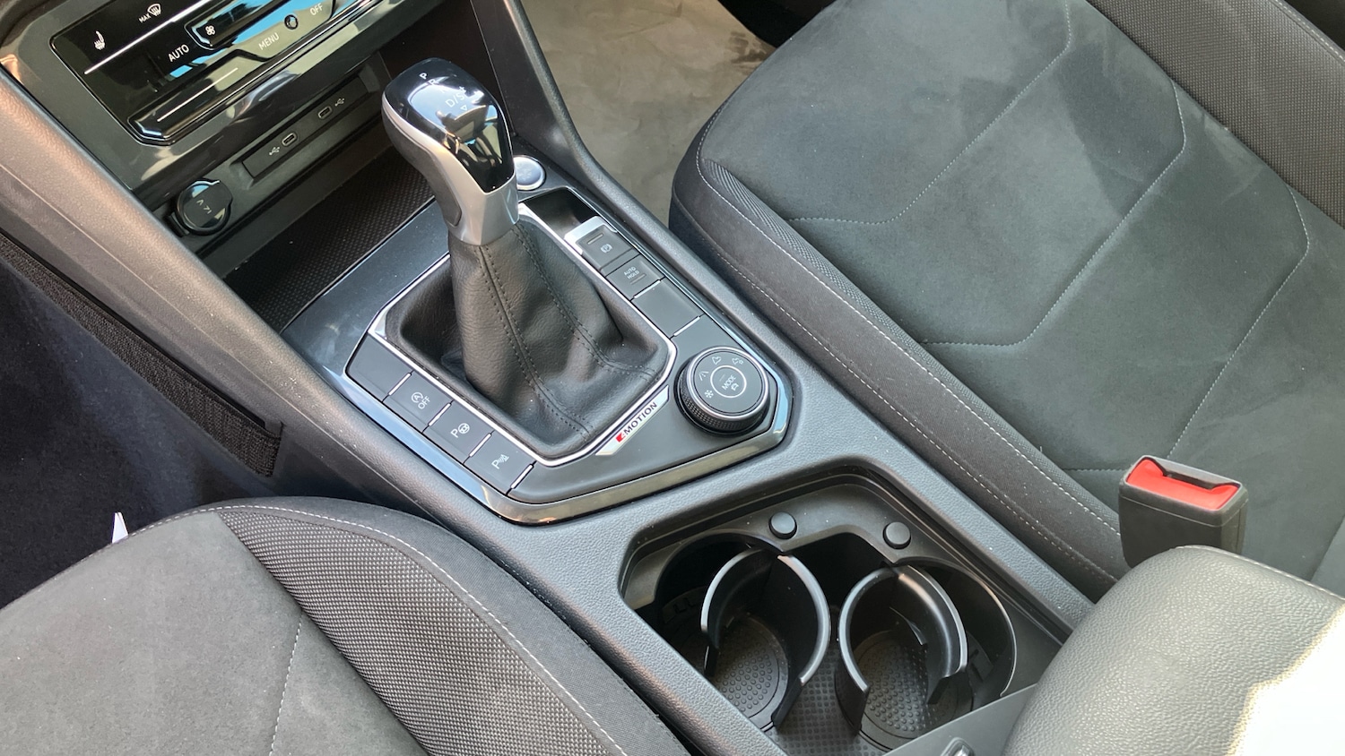 Used Volkswagen Tiguan 2022 for sale - 77025249: Photo 37