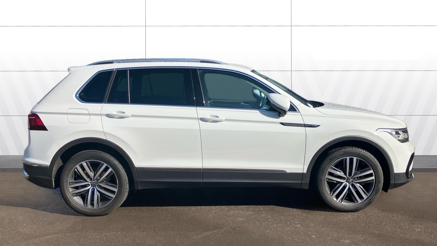 Used Volkswagen Tiguan 2022 for sale - 77025249: Photo 5