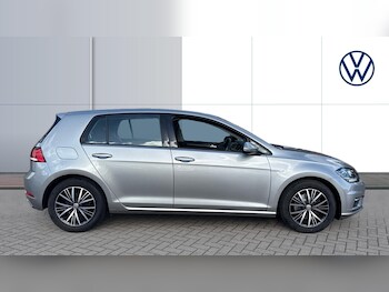 Used Volkswagen Golf 2018 for sale - 75921685: Photo