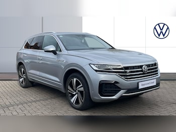 Used Volkswagen Touareg 2018 for sale - 76477801: Photo