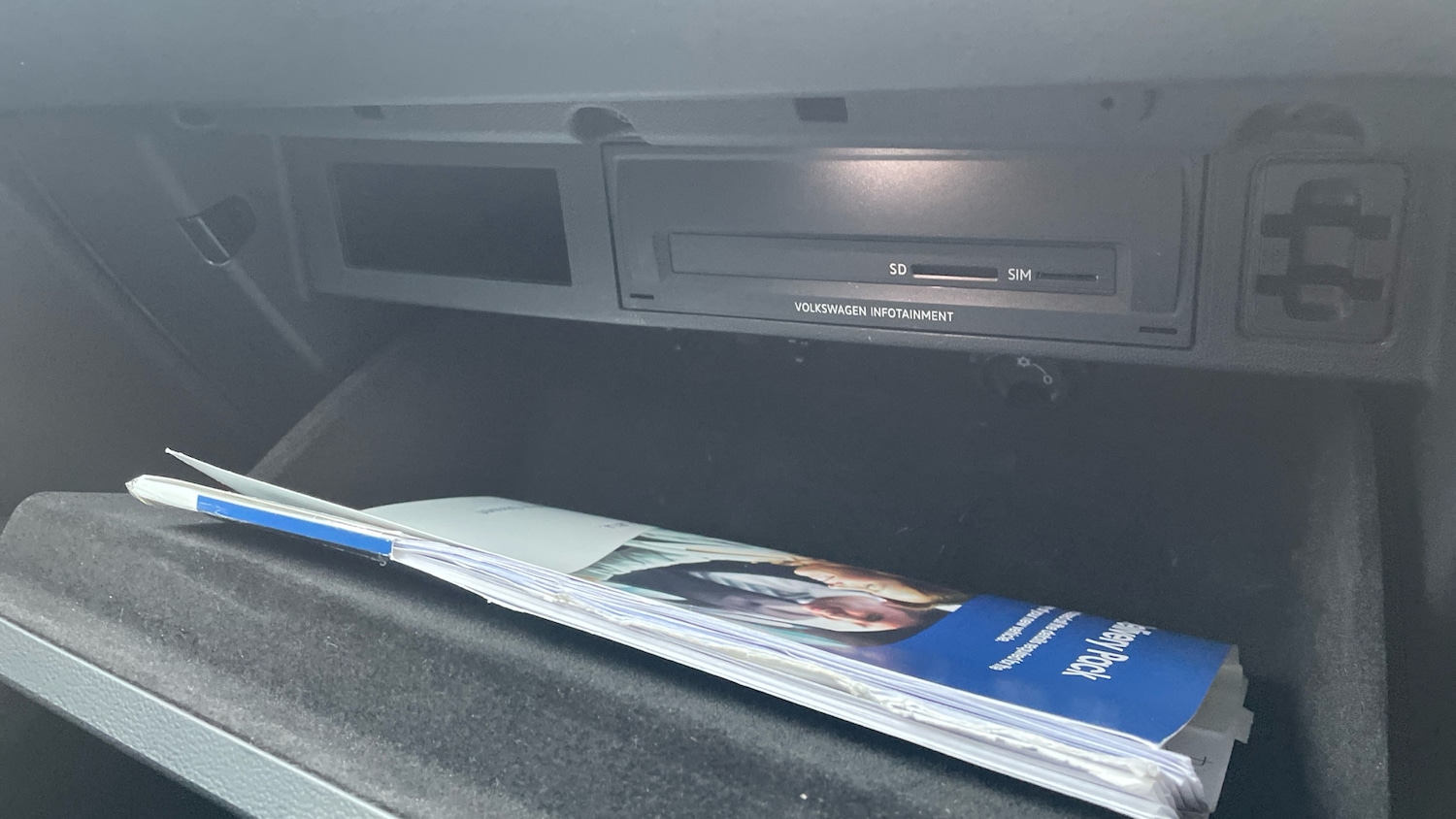 Used Volkswagen Touareg 2018 for sale - 76477801: Photo 31