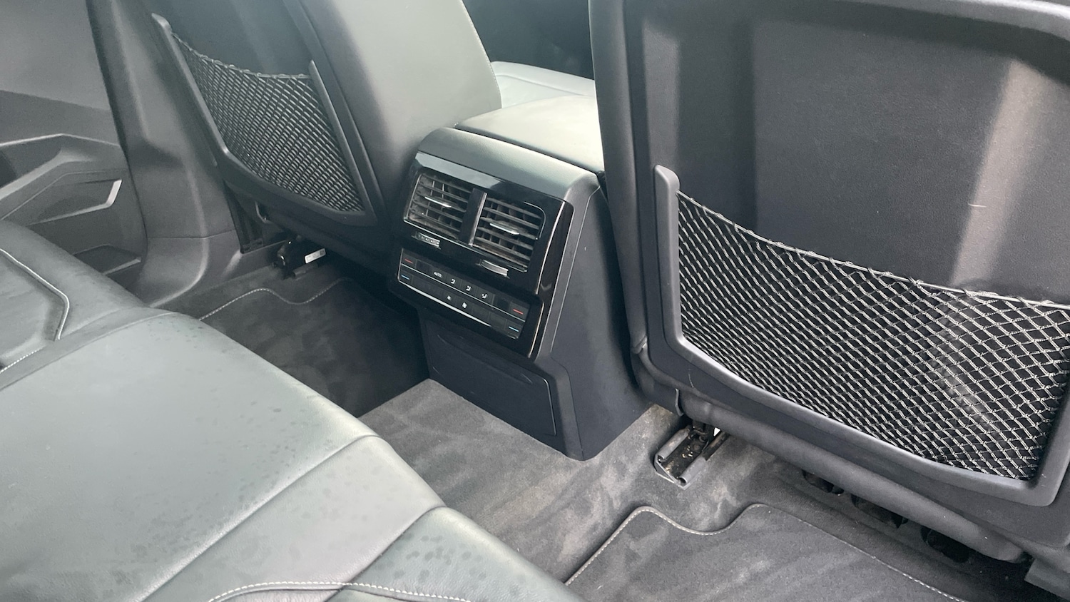 Used Volkswagen Touareg 2018 for sale - 76477801: Photo 38