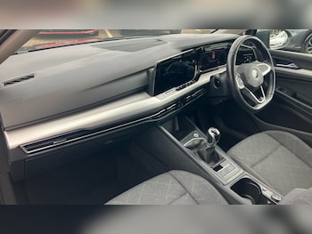 Used Volkswagen Golf 2020 for sale - 79082403: Photo