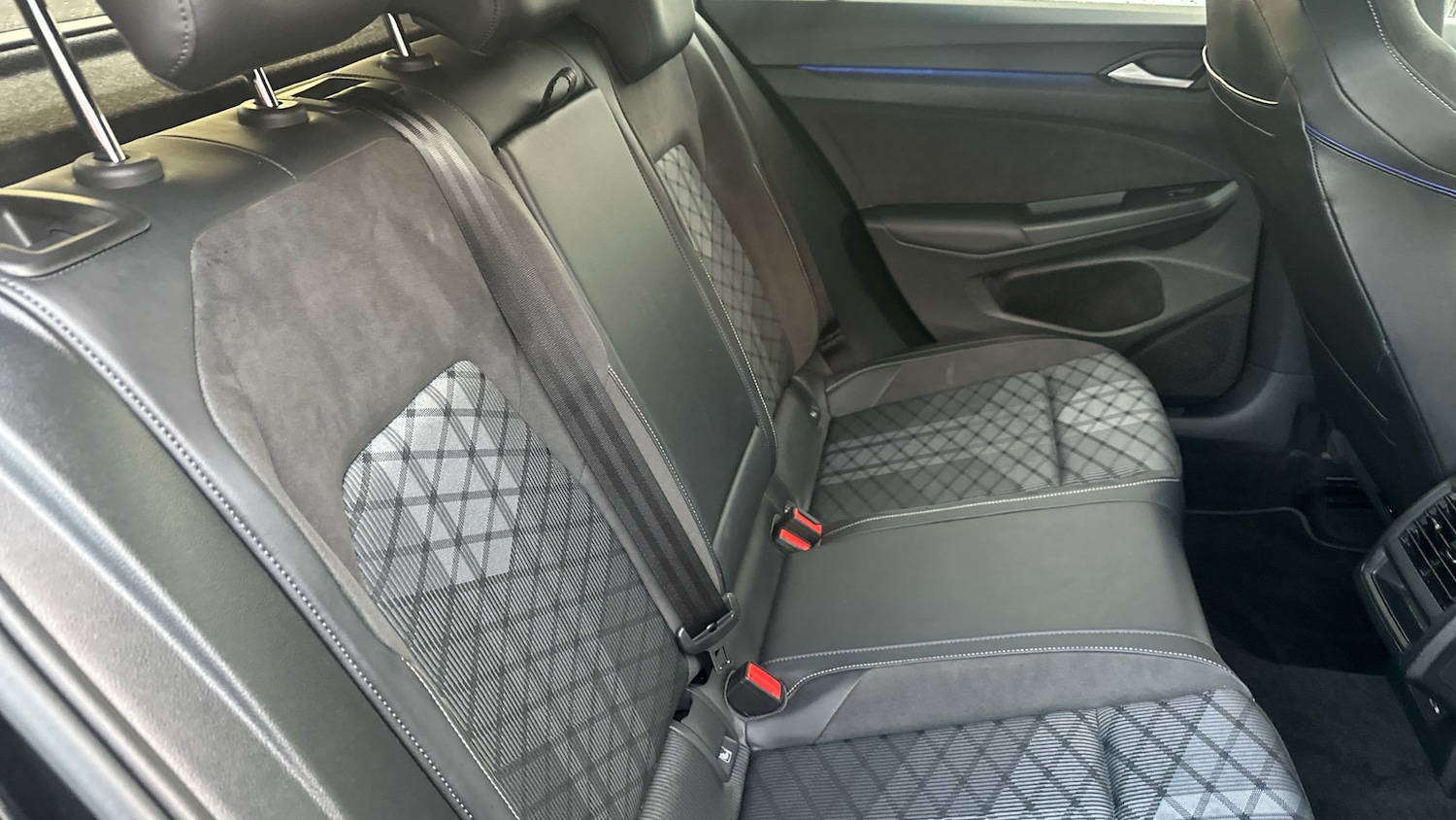 Used Volkswagen Golf 2024 for sale - 77013672: Photo 16