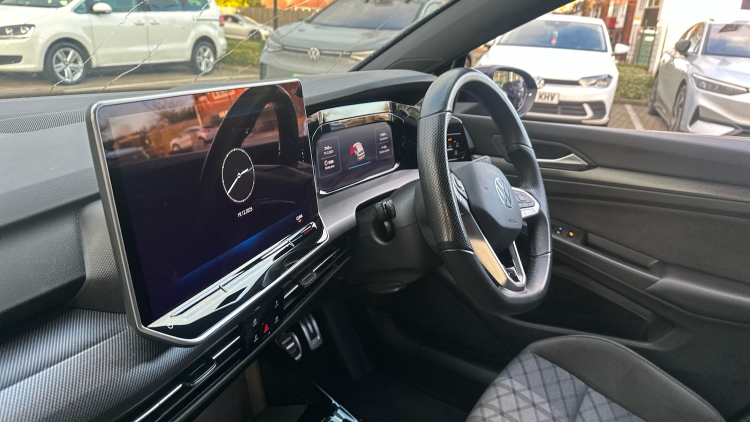 Used Volkswagen Golf 2024 for sale - 77013672: Photo 21