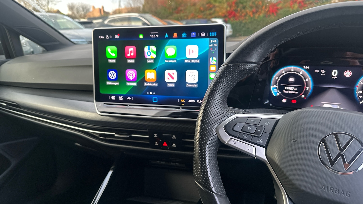 Used Volkswagen Golf 2024 for sale - 77013672: Photo 38