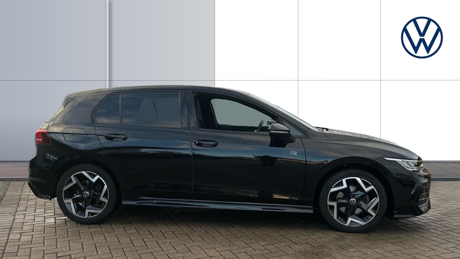 Used Volkswagen Golf 2024 for sale - 77013672: Photo 4