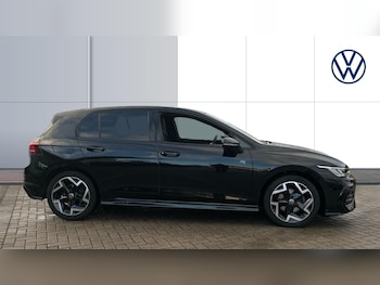 Used Volkswagen Golf 2024 for sale - 77013672: Photo