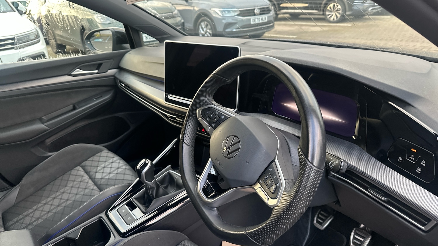 Used Volkswagen Golf 2024 for sale - 77013672: Photo 6