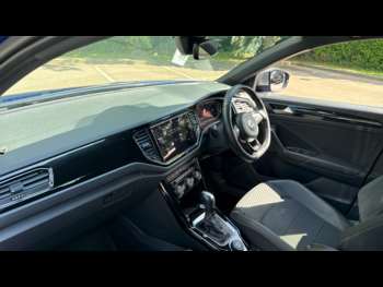 Used Volkswagen T-Roc 2020 for sale - 74661188: Photo