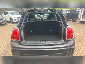 Used MINI Hatch 2019 for sale - 78510624: Photo