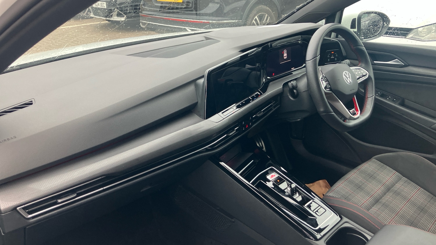 Used Volkswagen Golf 2023 for sale - 76477800: Photo 2