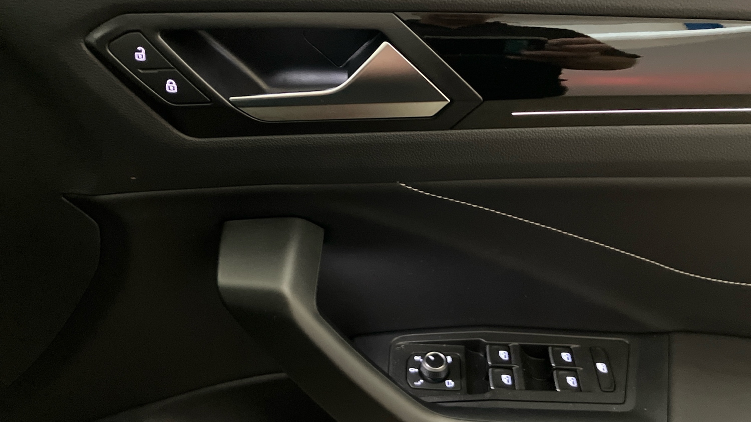 Used Volkswagen T-Roc 2025 for sale - 76818709: Photo 19