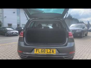 Used Volkswagen Golf 2018 for sale - 75407239: Photo