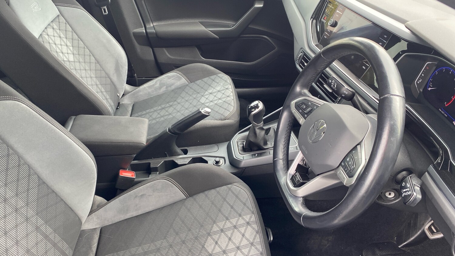 Used Volkswagen Polo 2022 for sale - 76352937: Photo 15