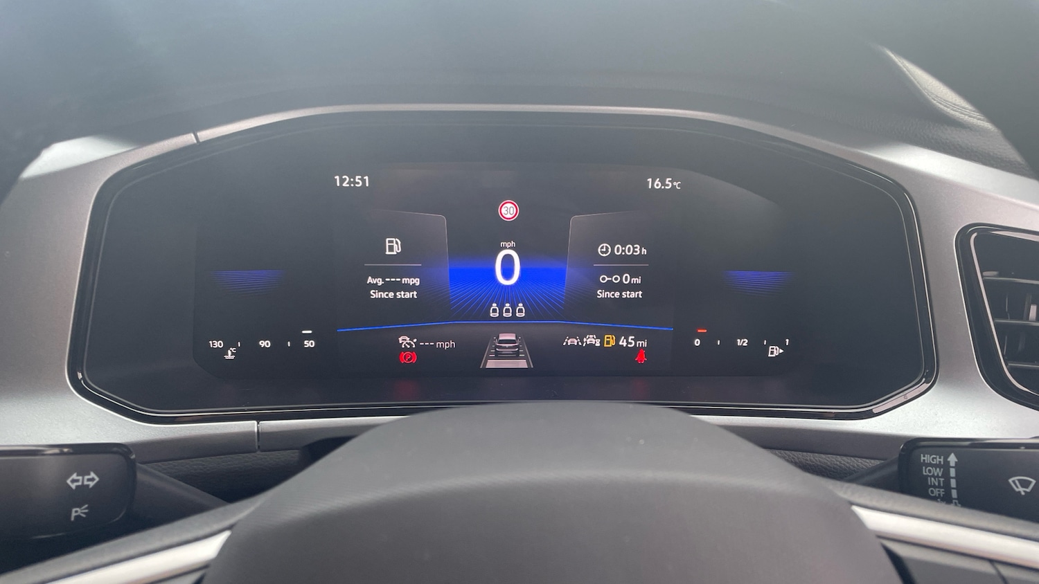 Used Volkswagen T-Roc 2025 for sale - 76477802: Photo 11