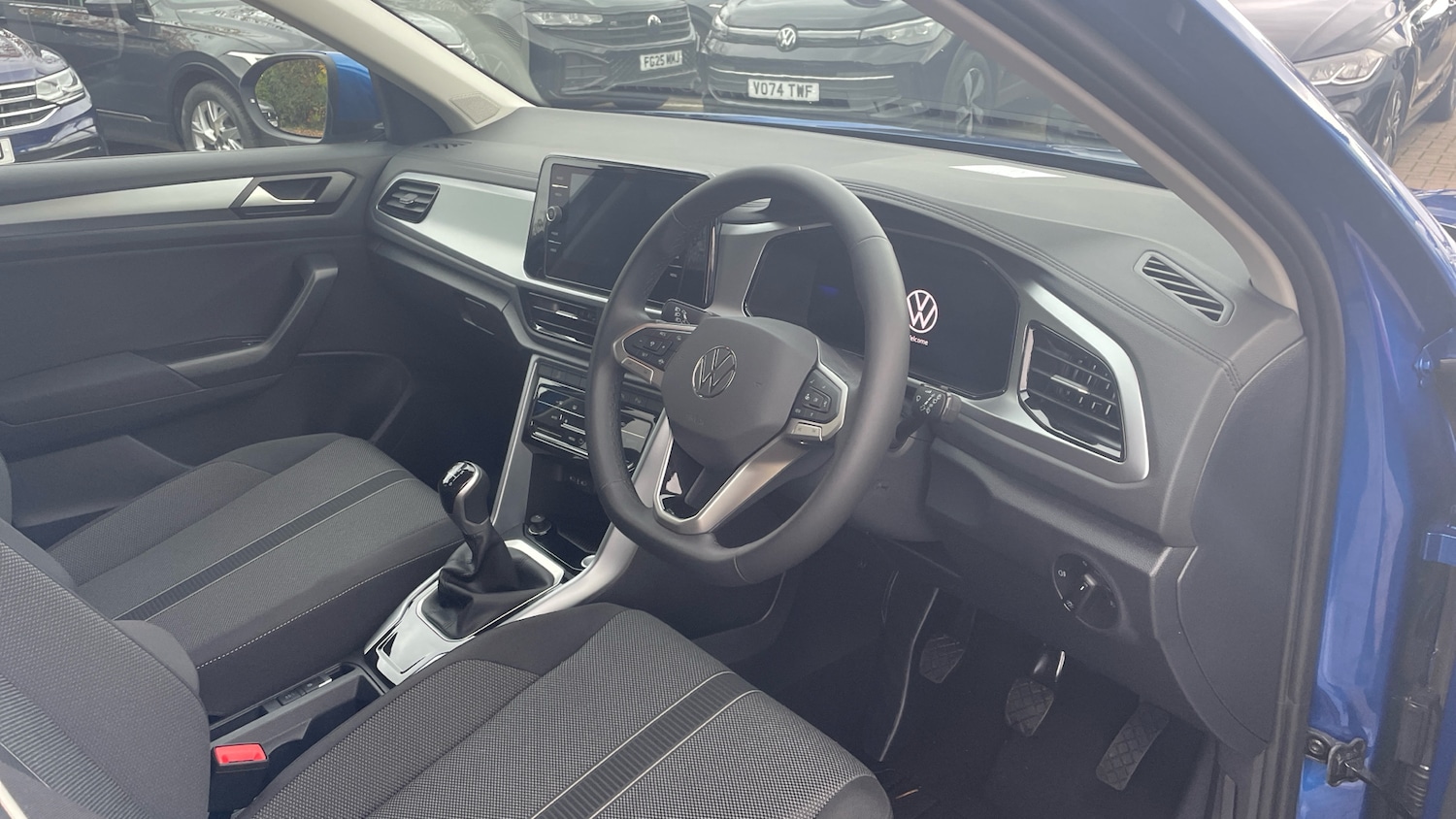 Used Volkswagen T-Roc 2025 for sale - 76477802: Photo 6