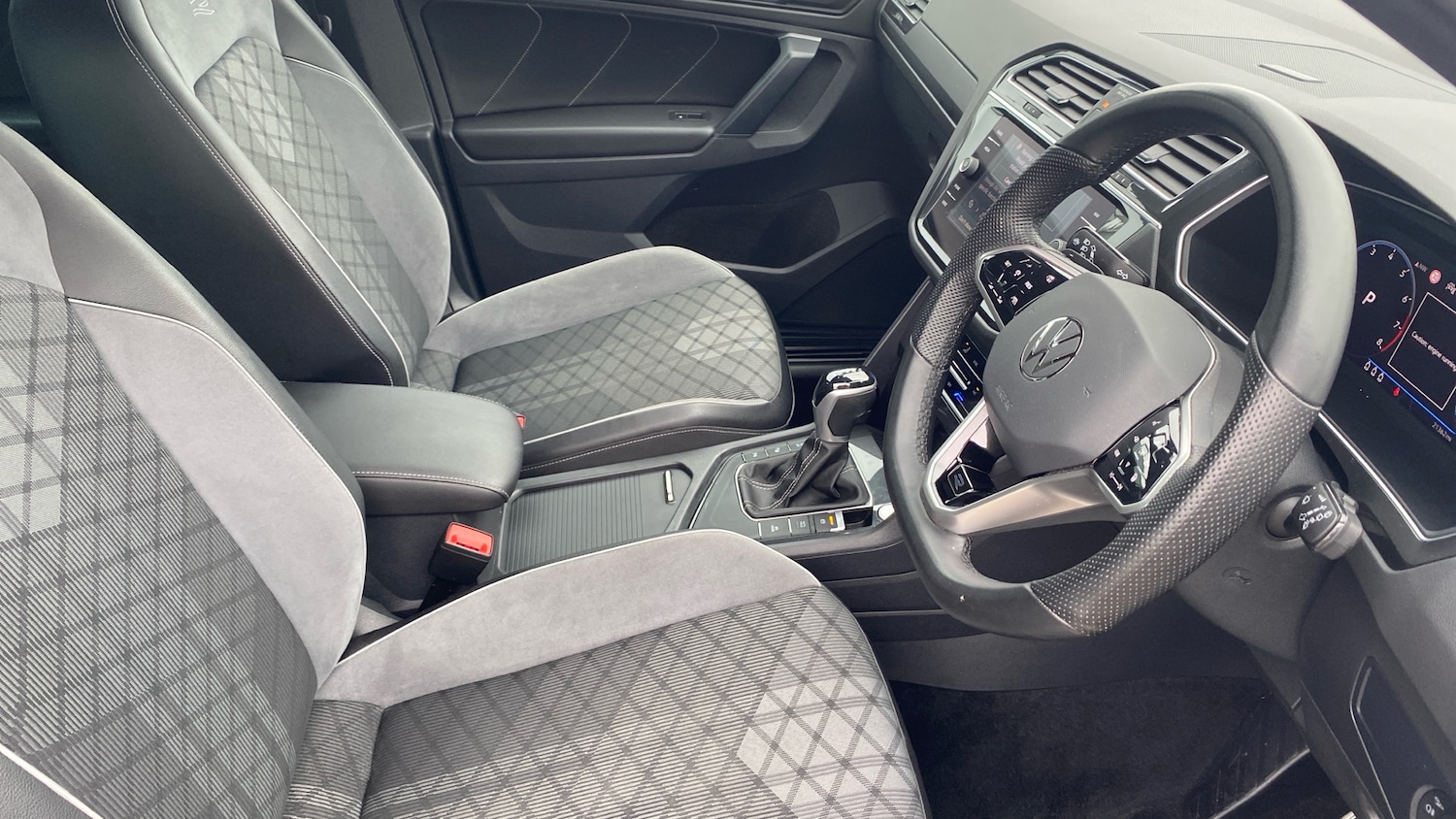 Used Volkswagen Tiguan 2022 for sale - 77746534: Photo 15