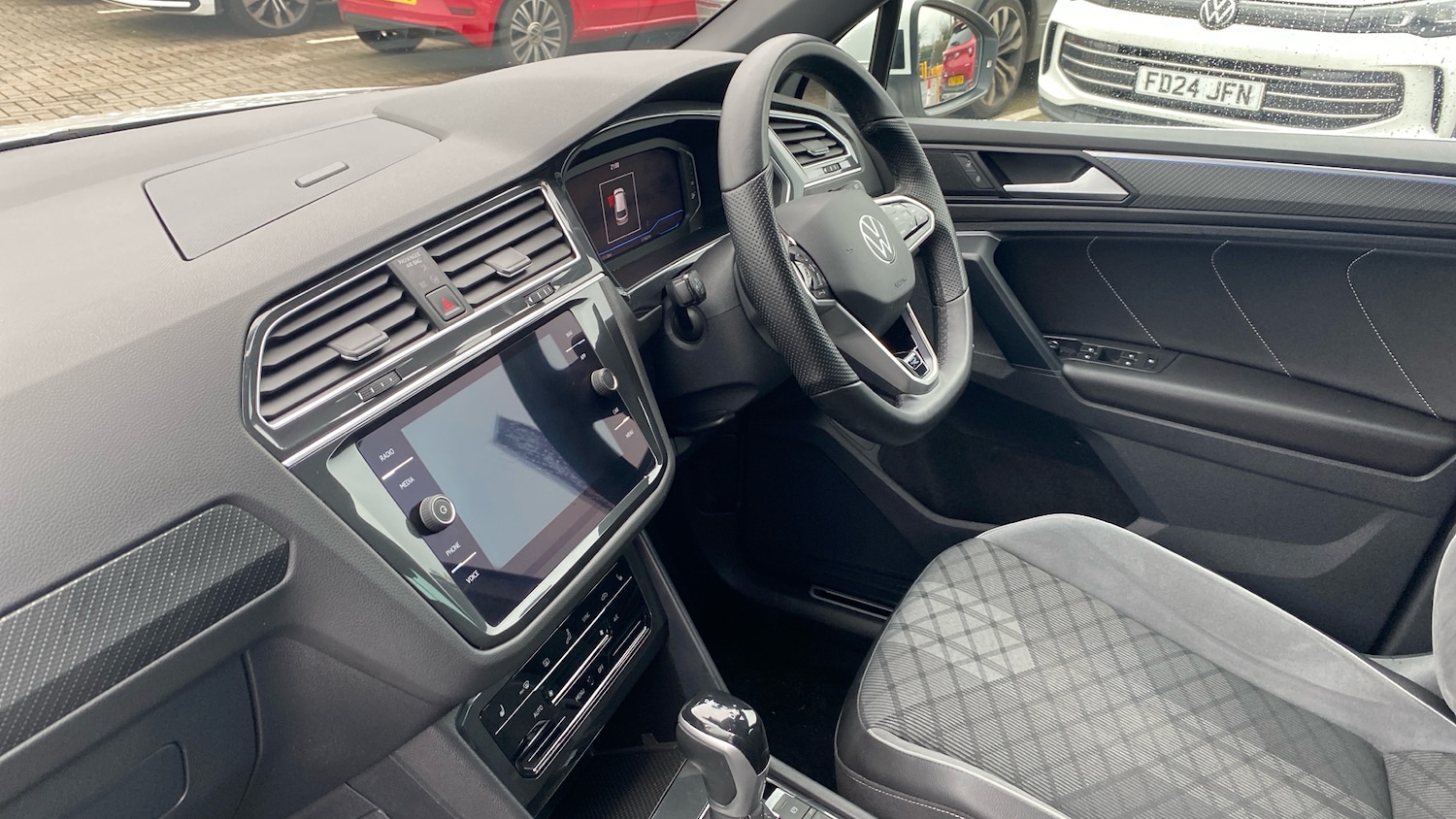 Used Volkswagen Tiguan 2022 for sale - 77746534: Photo 2