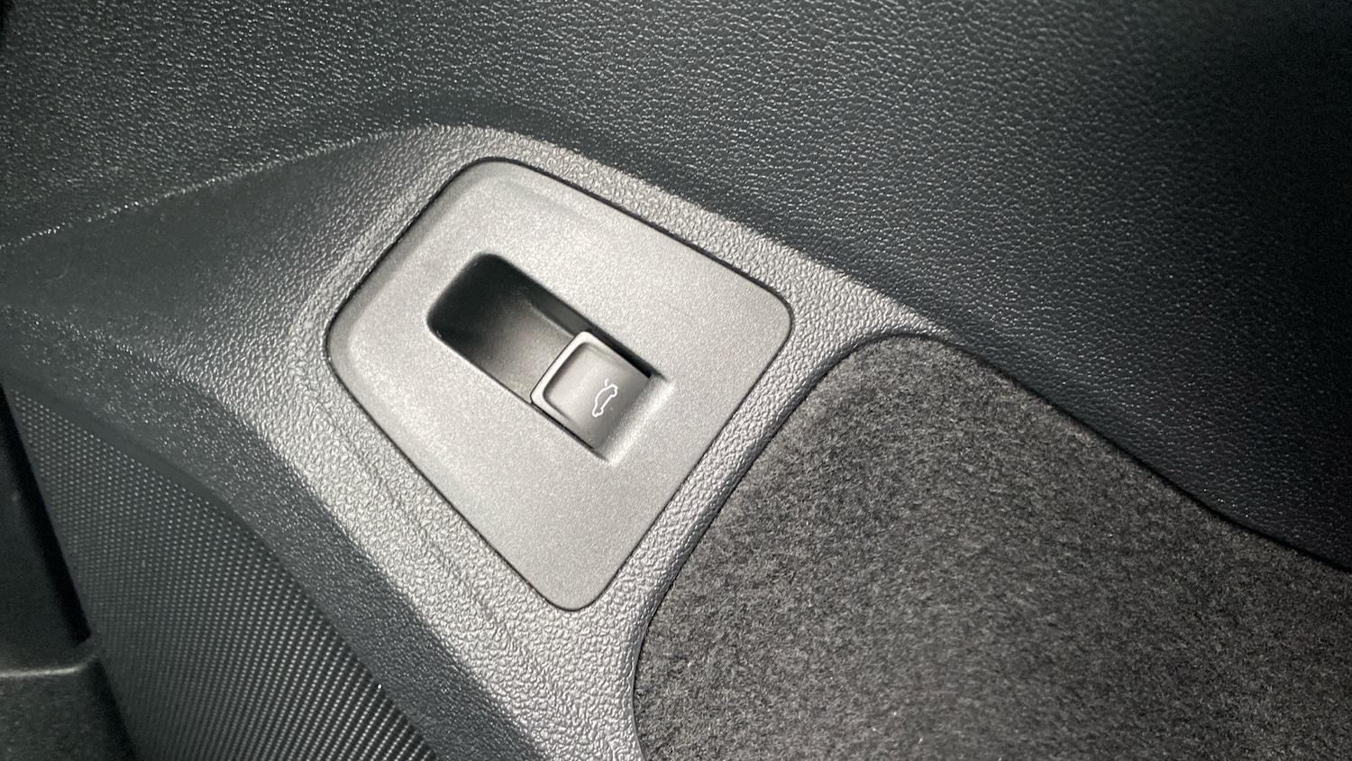 Used Volkswagen Tiguan 2022 for sale - 77746534: Photo 35