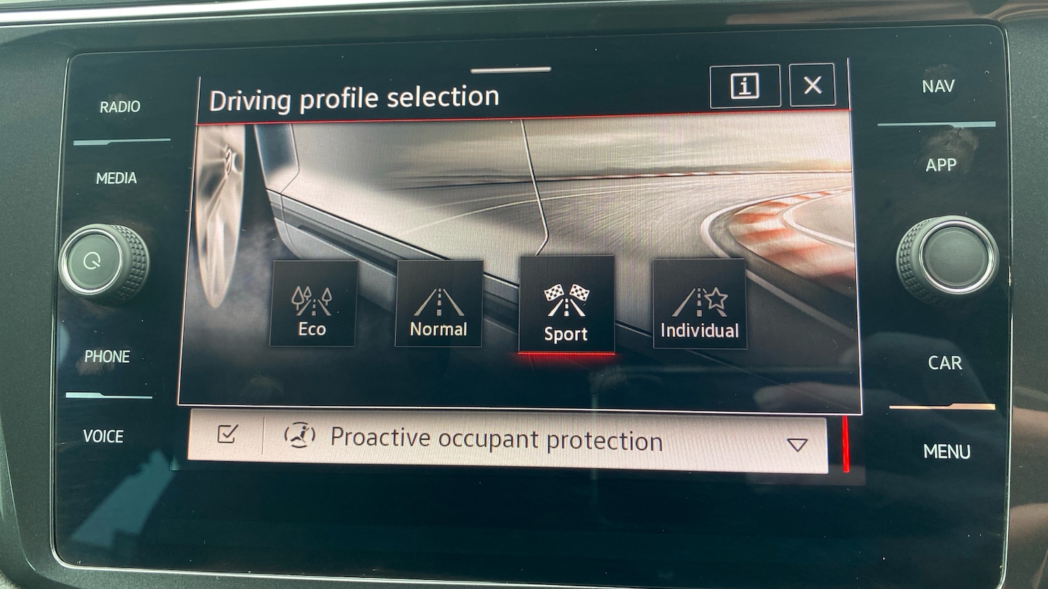 Used Volkswagen Tiguan 2022 for sale - 77746534: Photo 42