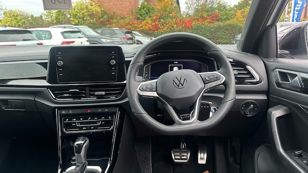 Used Volkswagen T-Roc 2025 for sale - 76253877: Photo 10