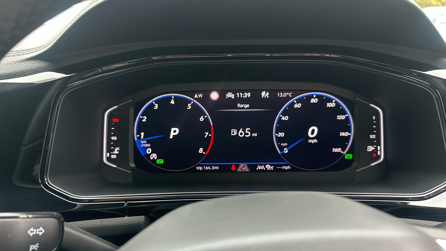 Used Volkswagen T-Roc 2025 for sale - 76253877: Photo 11