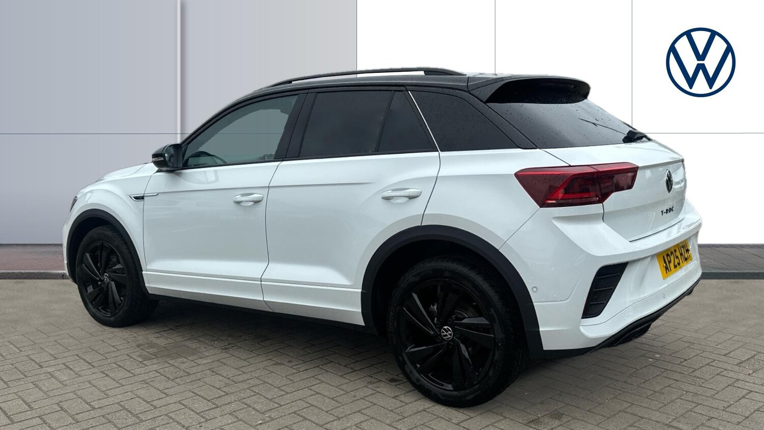 Used Volkswagen T-Roc 2025 for sale - 76253877: Photo 3