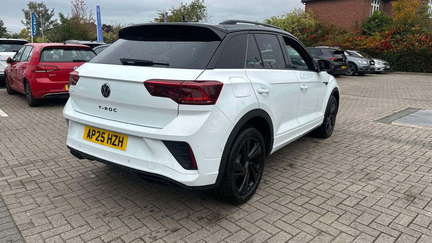 Used Volkswagen T-Roc 2025 for sale - 76253877: Photo 35