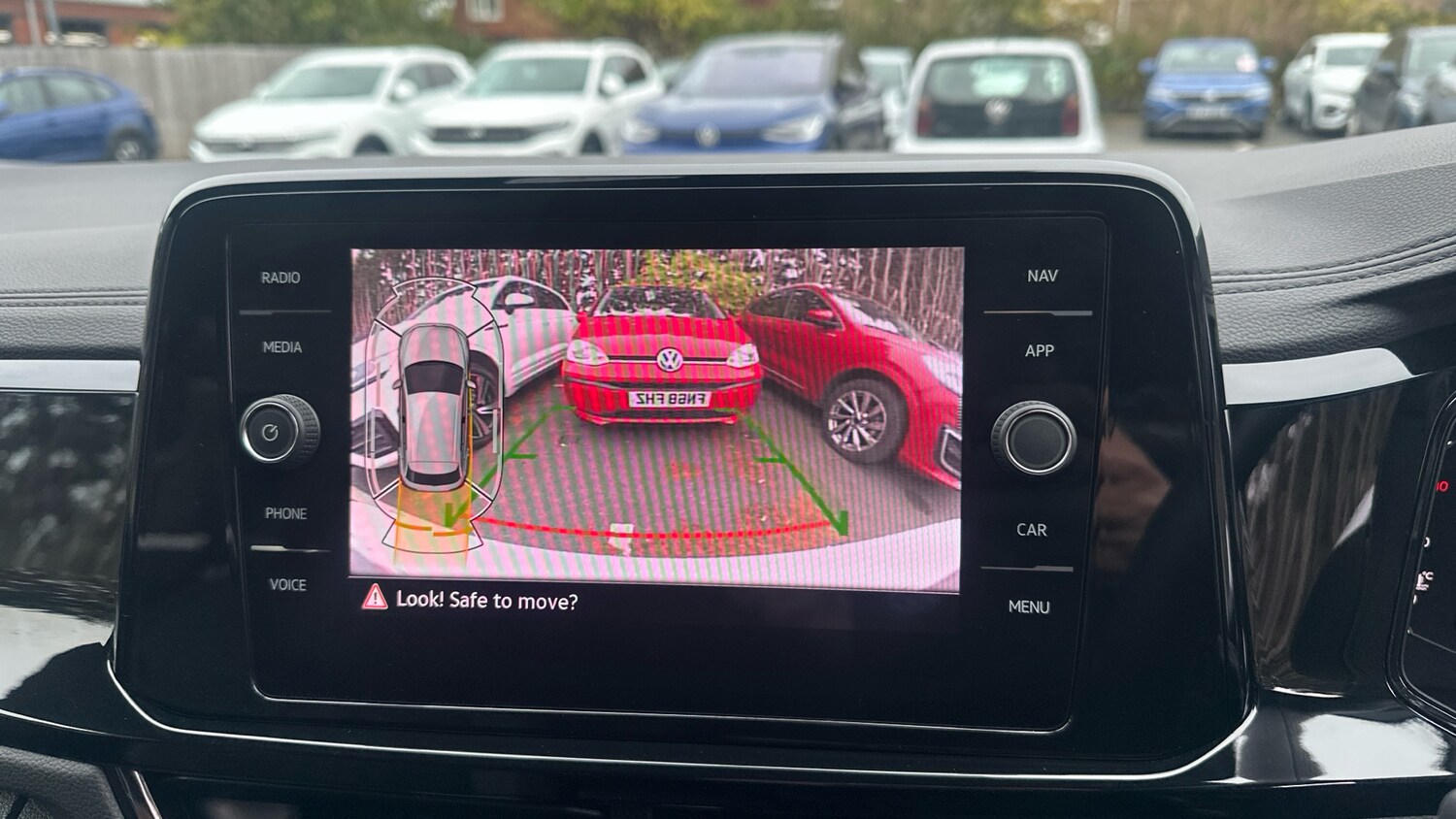 Used Volkswagen T-Roc 2025 for sale - 76253877: Photo 36