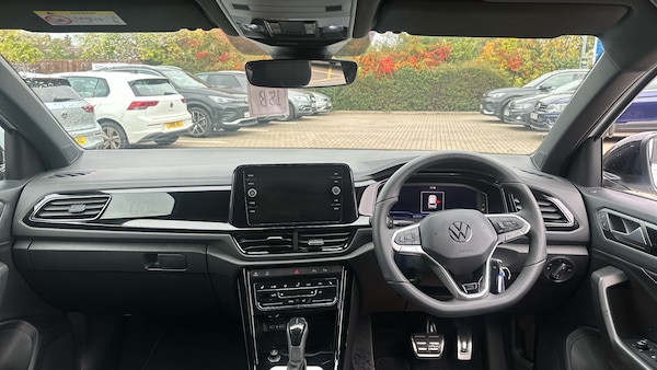 Used Volkswagen T-Roc 2025 for sale - 76253877: Photo 9