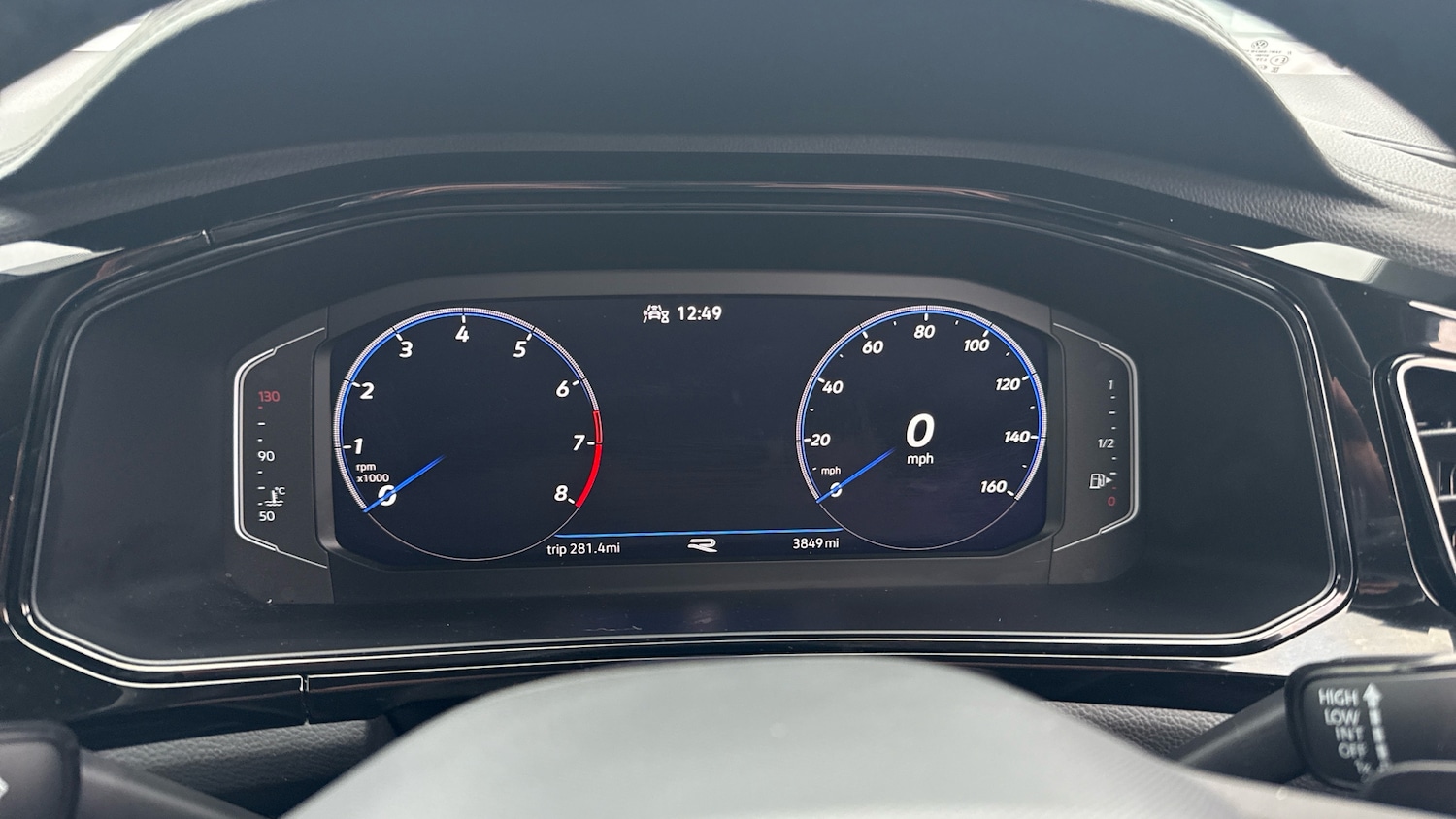 Used Volkswagen T-Roc 2025 for sale - 76968701: Photo 11