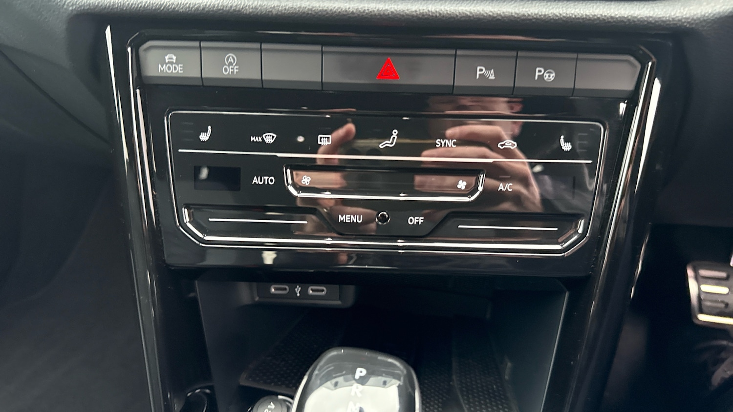 Used Volkswagen T-Roc 2025 for sale - 76968701: Photo 13