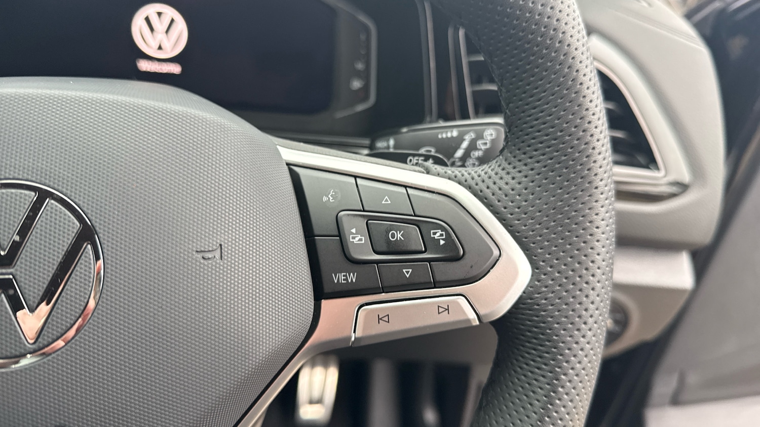 Used Volkswagen T-Roc 2025 for sale - 76968701: Photo 18