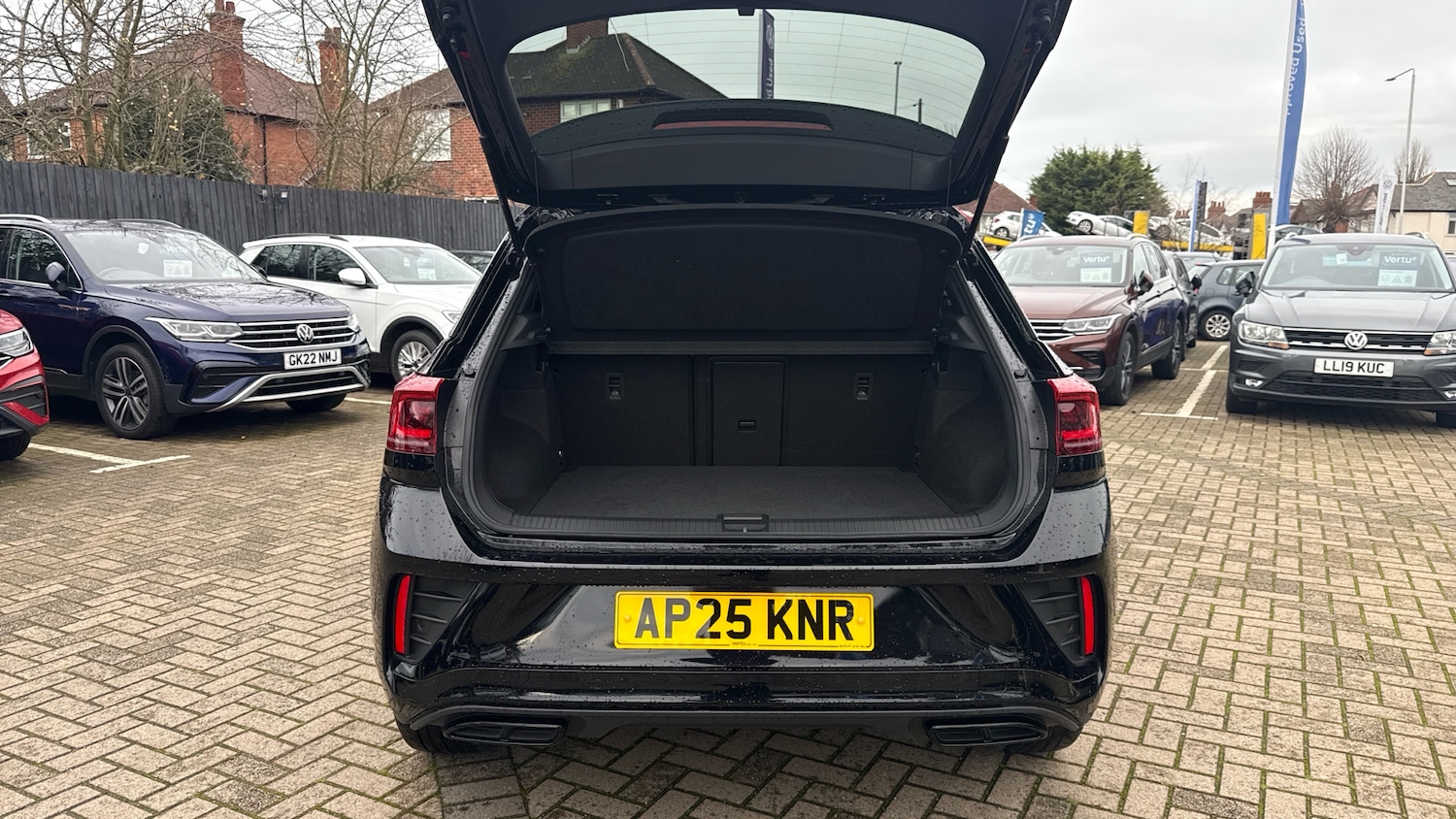 Used Volkswagen T-Roc 2025 for sale - 76968701: Photo 20