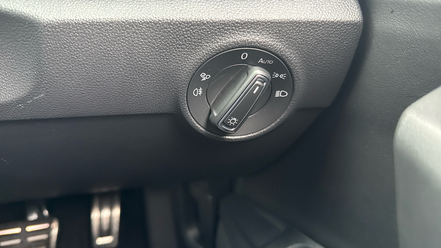 Used Volkswagen T-Roc 2025 for sale - 76968701: Photo 22