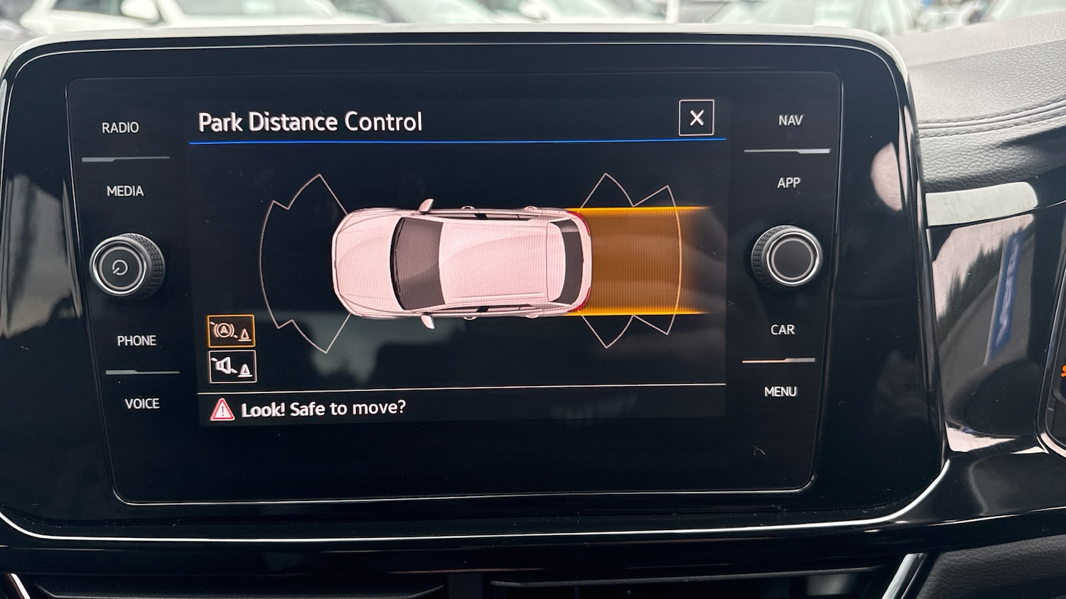 Used Volkswagen T-Roc 2025 for sale - 76968701: Photo 35