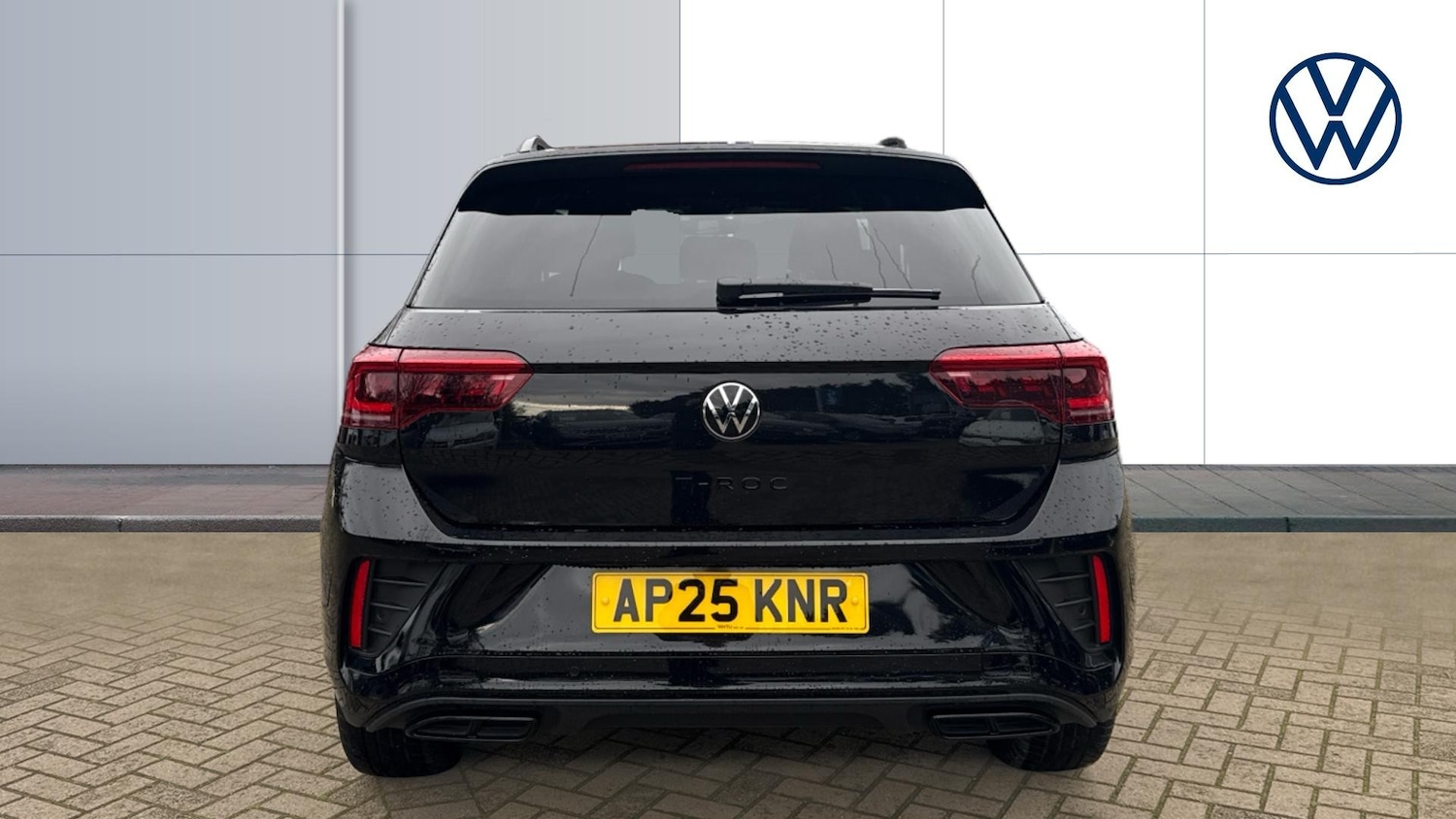 Used Volkswagen T-Roc 2025 for sale - 76968701: Photo 8